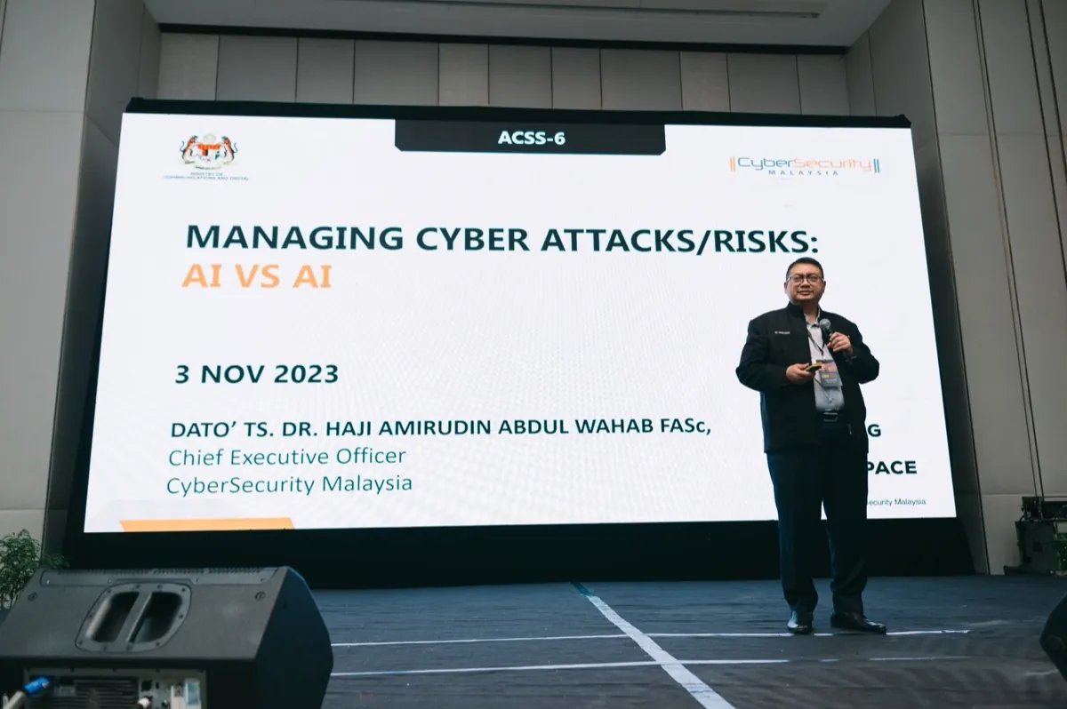 Managing cyber attacks and risks keynote slide on the main stage